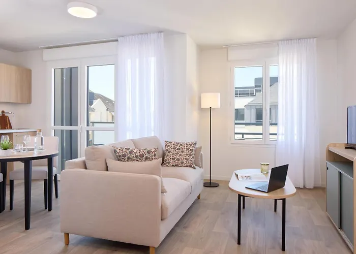 Aparthotel Quality 3*