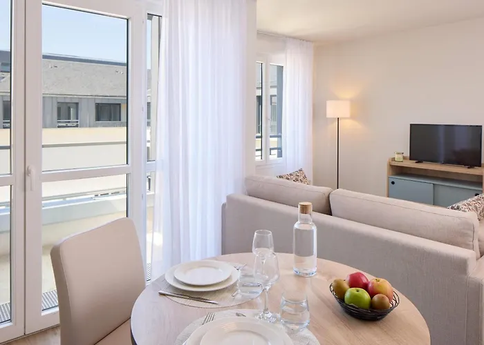 Aparthotel Quality 3*